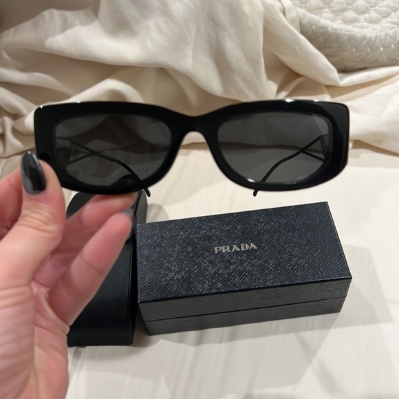 Prada
Triangle Logo Rectangle Acetate & Metal Sunglasses - Picture 4 of 7